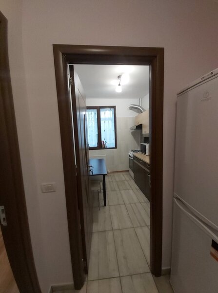 Gara de Nord Inchiriez ap. 2 cam, zona Dinicu Golescu,